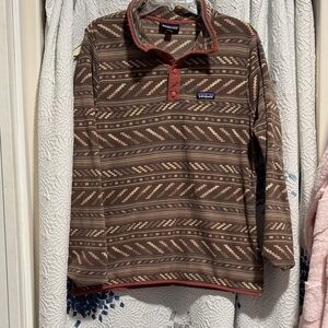 Women’s Patagonia Brown, tan and rose pink 3 button Pullover size extra large